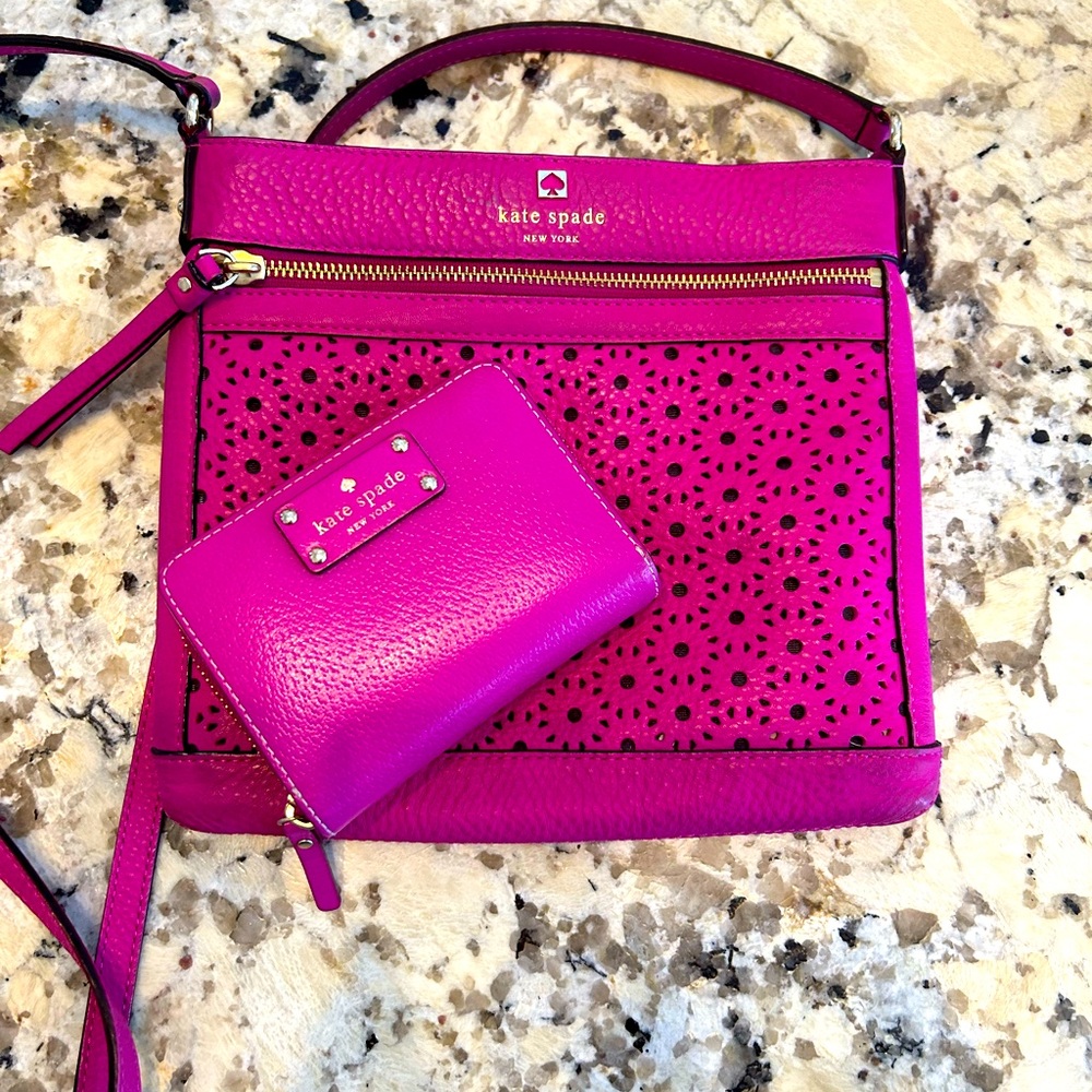 Unique fuschia, magenta crossbody bag. Matching wallet included!